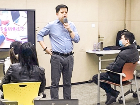 BLG開(kāi)展為期兩天的專業(yè)銷售技巧培訓(xùn)